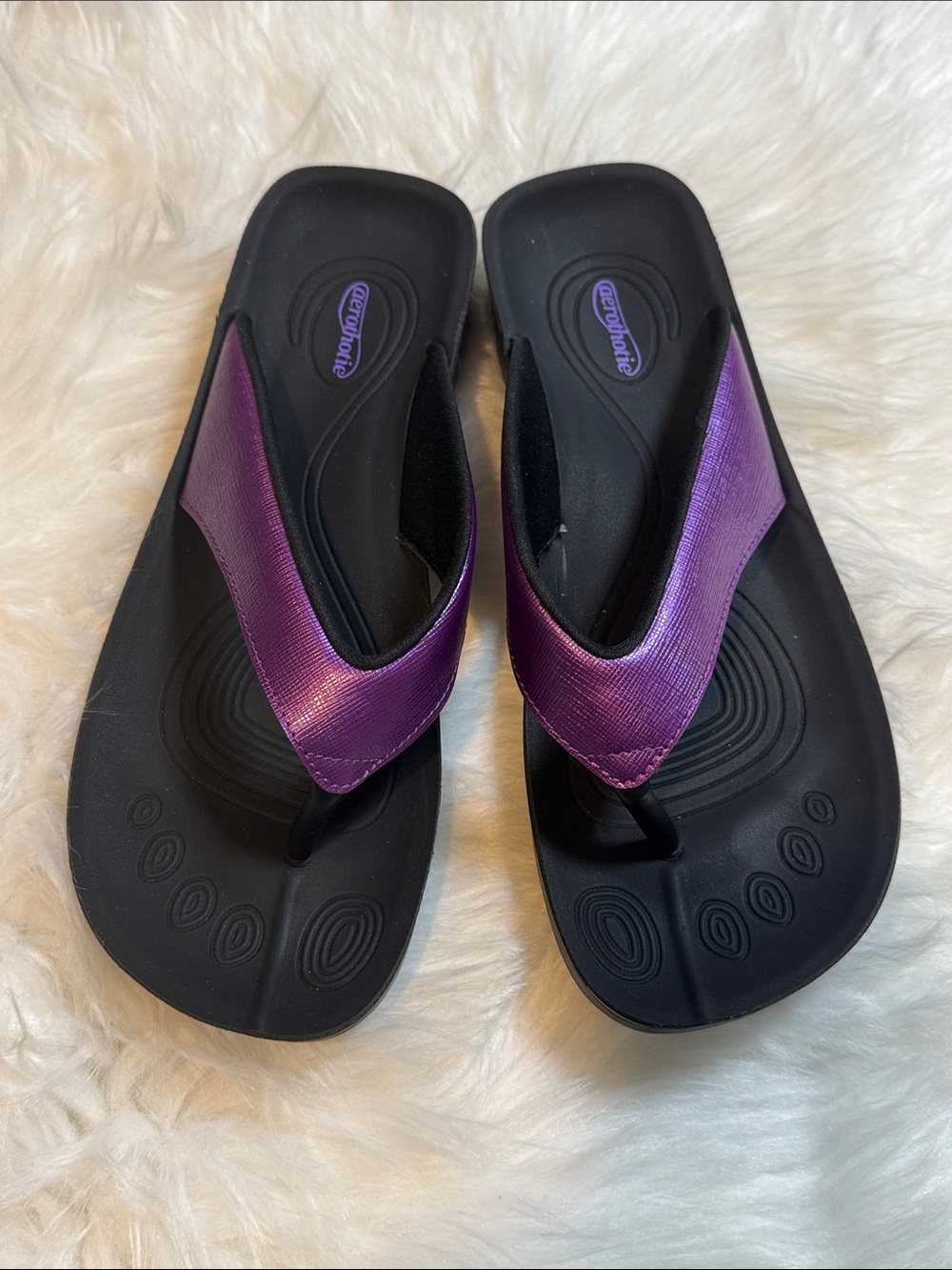 NWOT Aerothotic Matt Gloss Arch Support Flip Flop/Thong Sandals Purple size 39/9